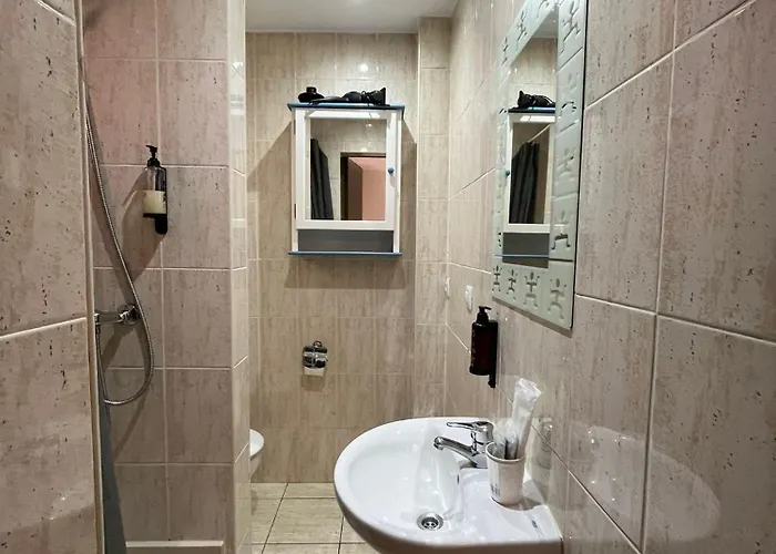 Hotel Niu A 50 M Del Funicamp