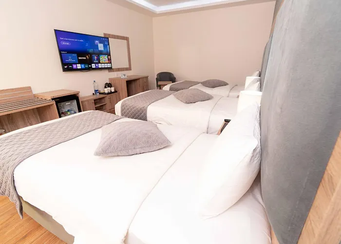 Petra Moon Hotel