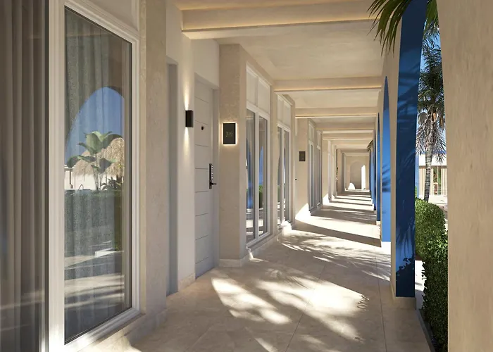 Voco Surfside Aruba By Ihg