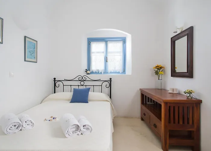 Theros Houses Santorini