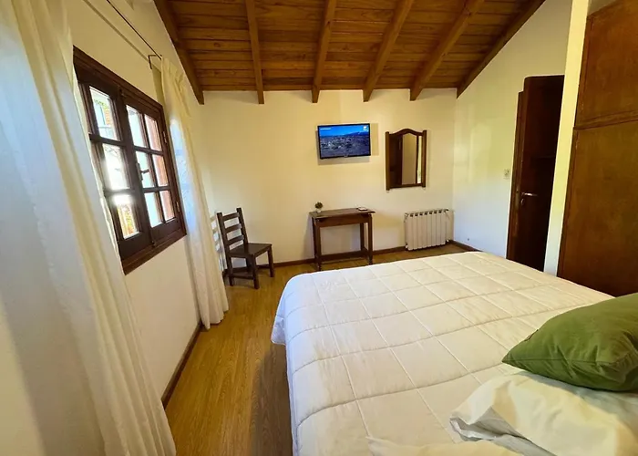 Hotel L' Hirondelle (Adults Only)