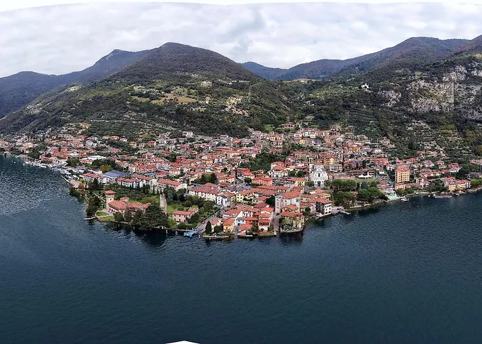 Historic House By The Lake La Renee Casa Vacanza