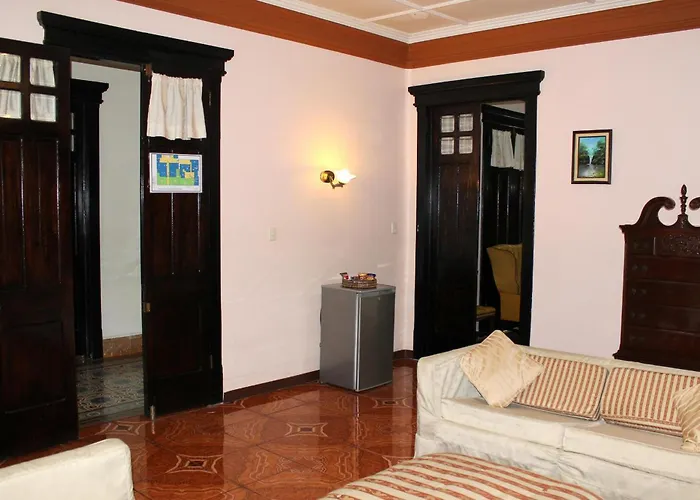 Sportsmens Lodge - Gentlemen'S Club (Adults Only)