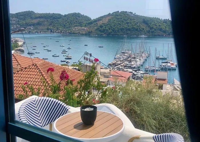 Oikies Skiathos