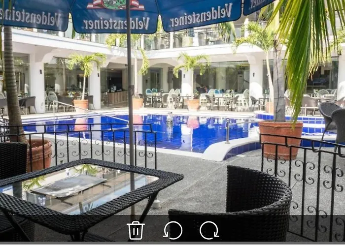 Clarkton Hotel Apartment