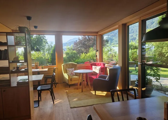 Hotel Garni Landhaus Maria Gruen