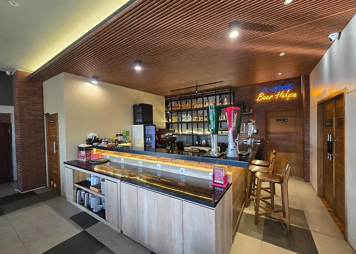 Kaloka Airport Hotel