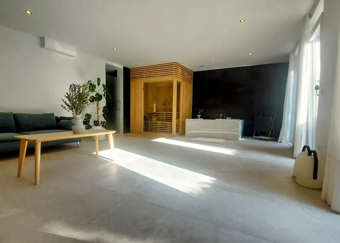 Villa R&B