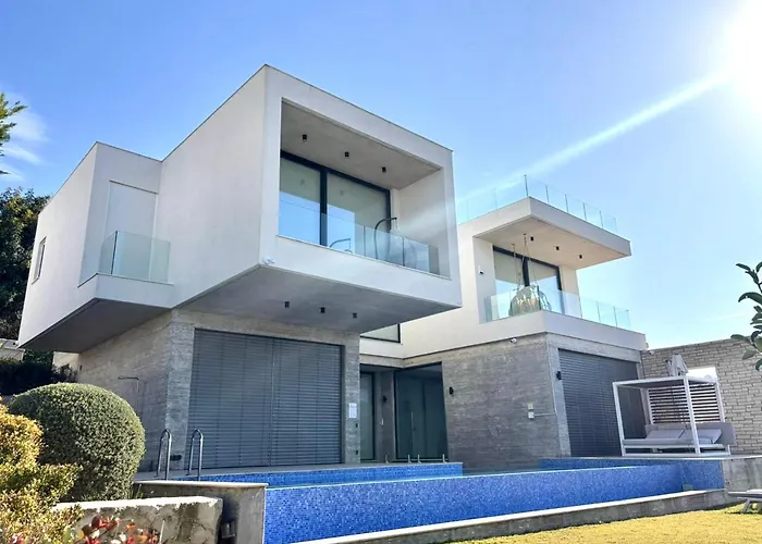 Sunset Park Villas