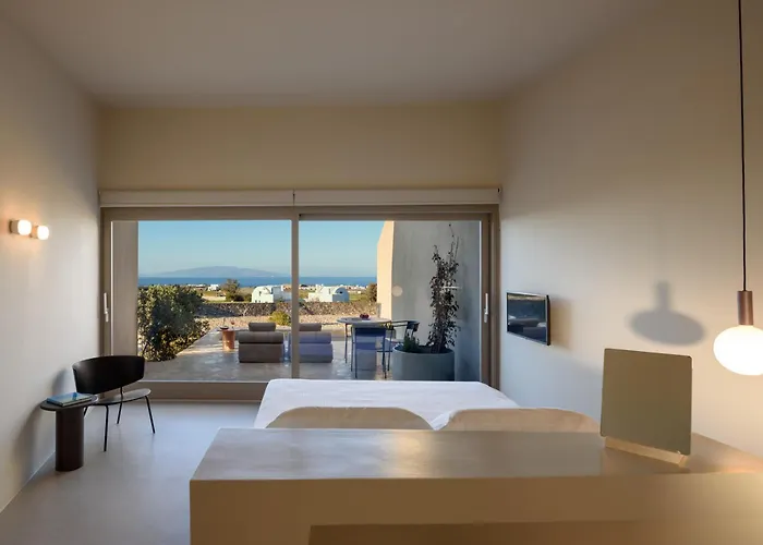 Santopaz Suites