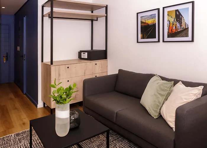 Home Suite Hotels Station House