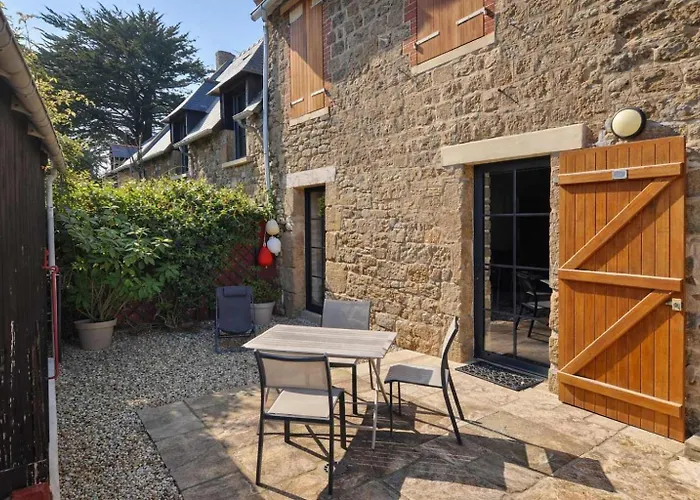 Minihic - Belle Maison 3 Chambres- Proche Mer