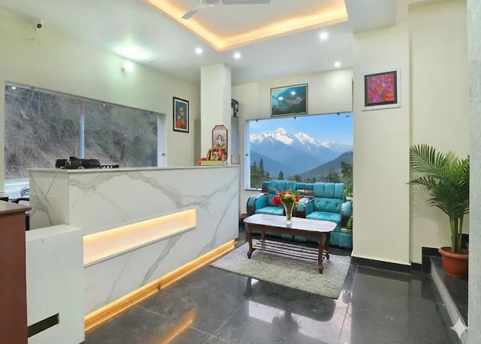 La Riqueza Dhanolti View - View Of Valleys & Mountains - Private Parking - Near To Eco Park & Surkanda Devi Temple