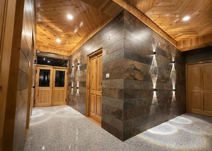 Snow Apple Resort By West Western - Central Heated Room And Air Cooled