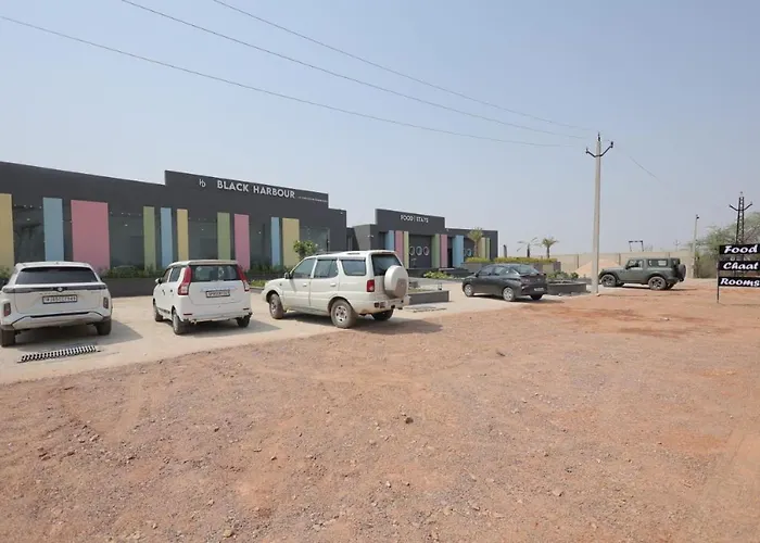 Hotel Black Harbour - A Unit Of Om Shanti Inn