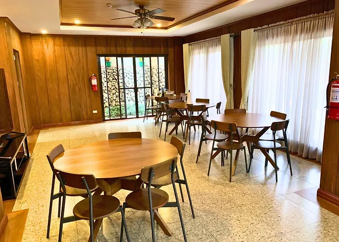 Leonard Wood Pines Hotel