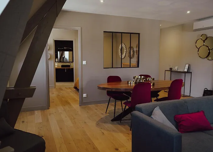 Les Suites Gueguen