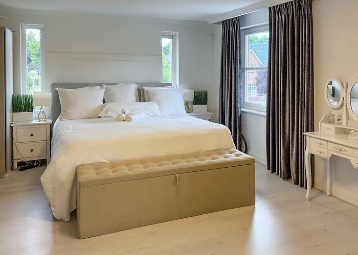 Amazing Home In Den Haag With Sauna