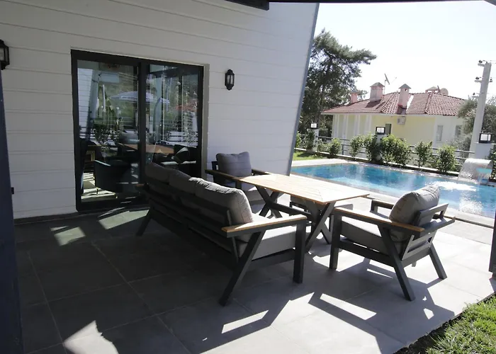 Turuncta Ozel Havuzlu Luks Villa Marin 1