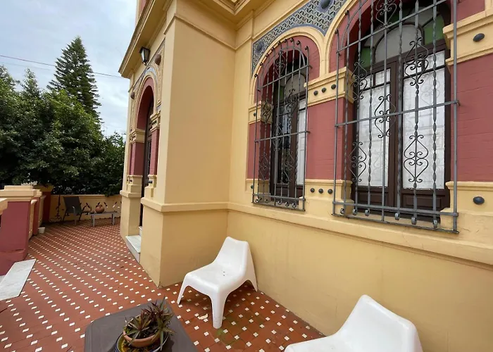 Palacete Del Porvenir
