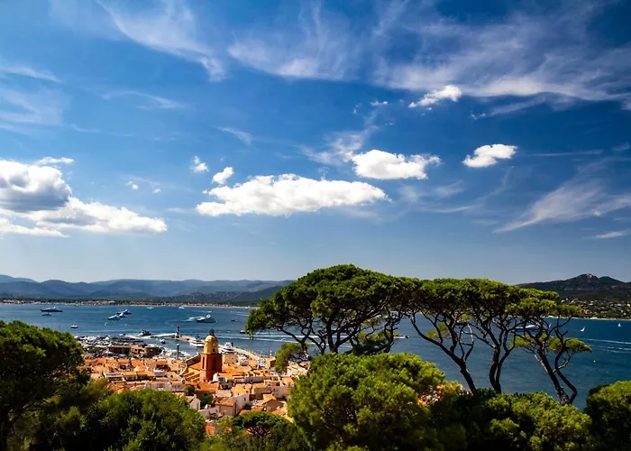 Gasmim18 - Maison Climatisee 5 Pers Dans Domaine Prive Avec Piscine Proche St Tropez Et Ses Plages
