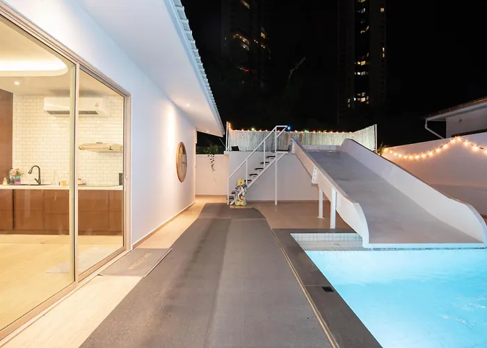 De Beach Pool Villa เดิน 3 นาทีจากชายหาด