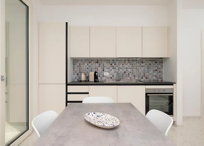 Perle Marine Suite Apartments