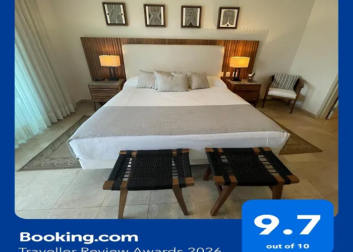 Beachfront 2 Bedroom Condo In Playa Royale Resort, Nuevo Vallarta