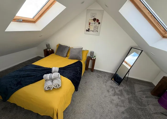 Modern City Studio Free Parking Close To Station