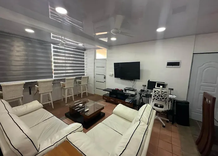 4 Bedroom 4 Bath & Laundry Room Apartment