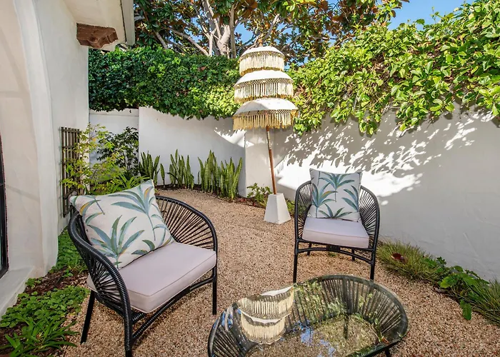 Cozy New - Casa Blanca Suite B1
