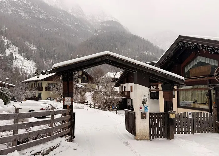 Dolomites Soundscape - Birds River Snow Ski Bus Bike Hike