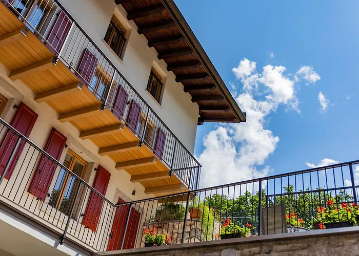 Garda Baldo Apartments