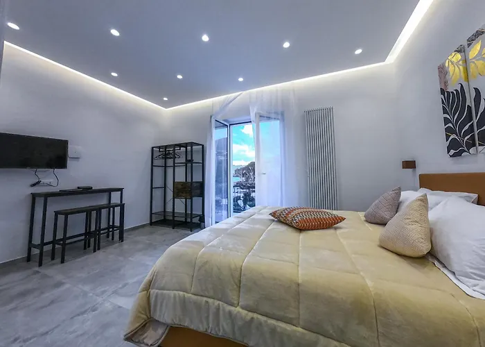 Delphi Soggiorni Romantic Suites With Private Terrace - Ischia Porto