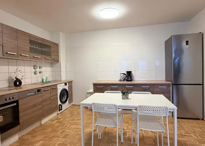 T&K Apartments - 2 - 5 Room Apartments - Heart Of Solingen-Hofgarten