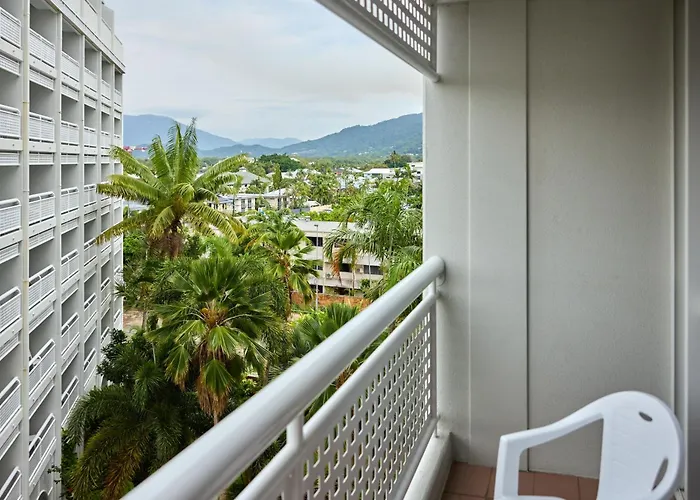 Cairns Harbourside Hotel