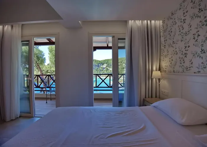 Liadromia Hotel