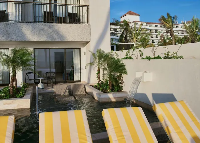 Marriott Puerto Vallarta Resort & Spa