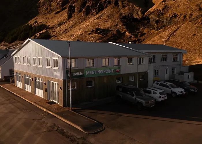 Vik Troell Hotel By Troll