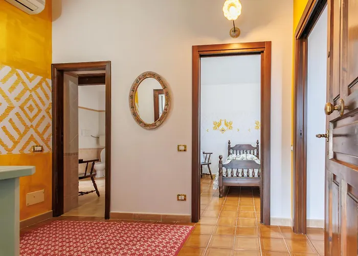 Battistina Holiday Home