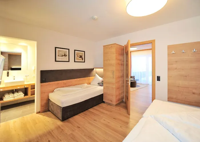 Amaris Apartments