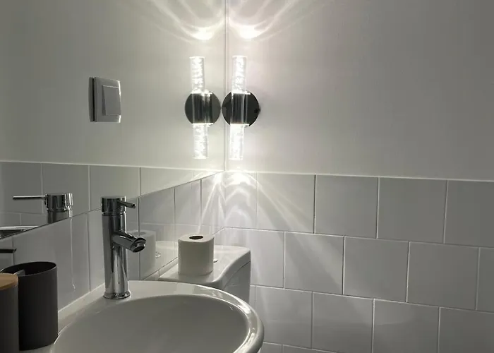 Cool Guest House