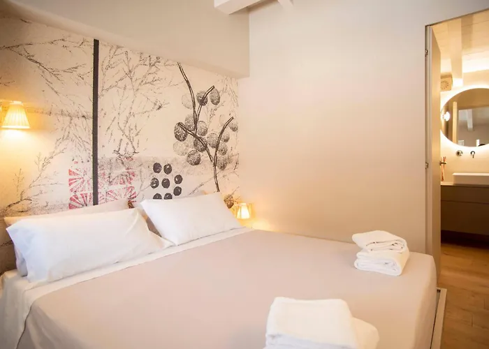 Time To Be - Luxury Apartments Centro Storico