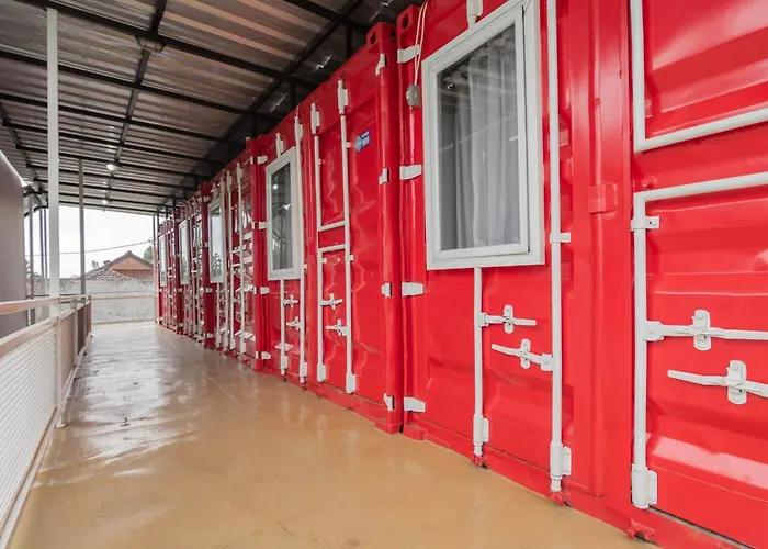Reddoorz Plus Near Lembang Park & Zoo