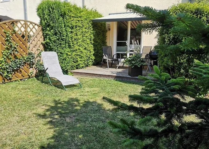 Zur Schwedenschanze 2
