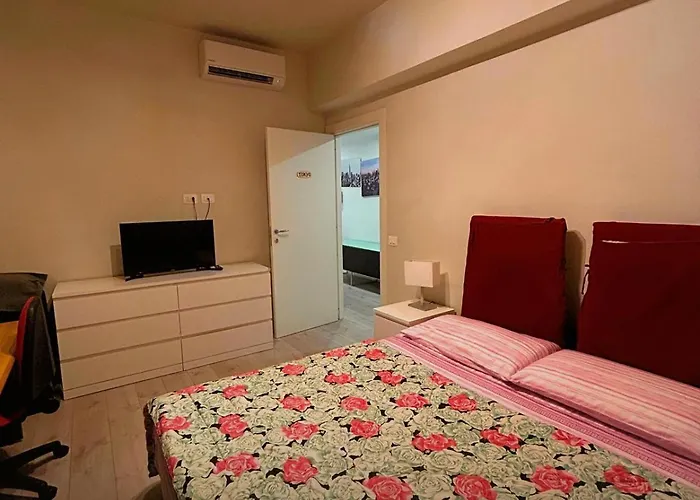 Carloalberto23- Rooms By Homes In Ancona
