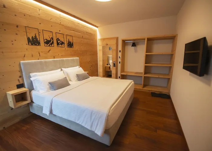 Grey Castle Garni&Suite