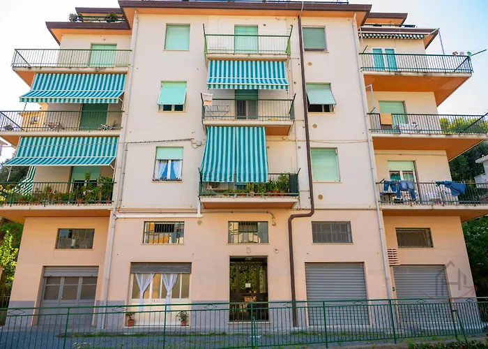 Penthouse With Terrace • Sea 5Min • Trains 4Min