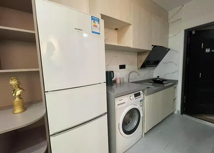 House Of Great White Apartment