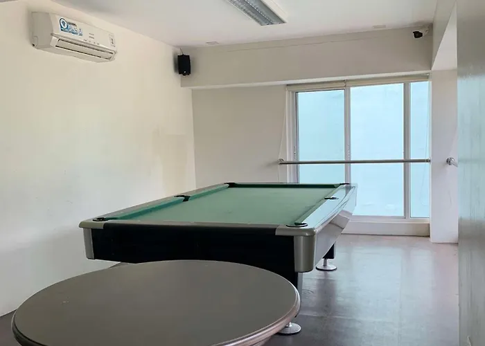 Marina Spatial Studio - 300 Mbps, Pool, Gym, Mountain View
